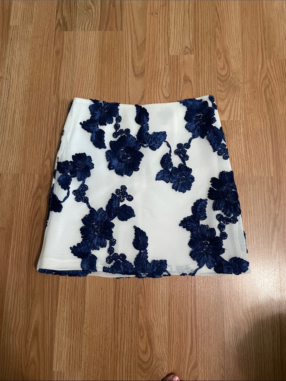 Topshop White Mini Skirt with Navy Floral Appliqué